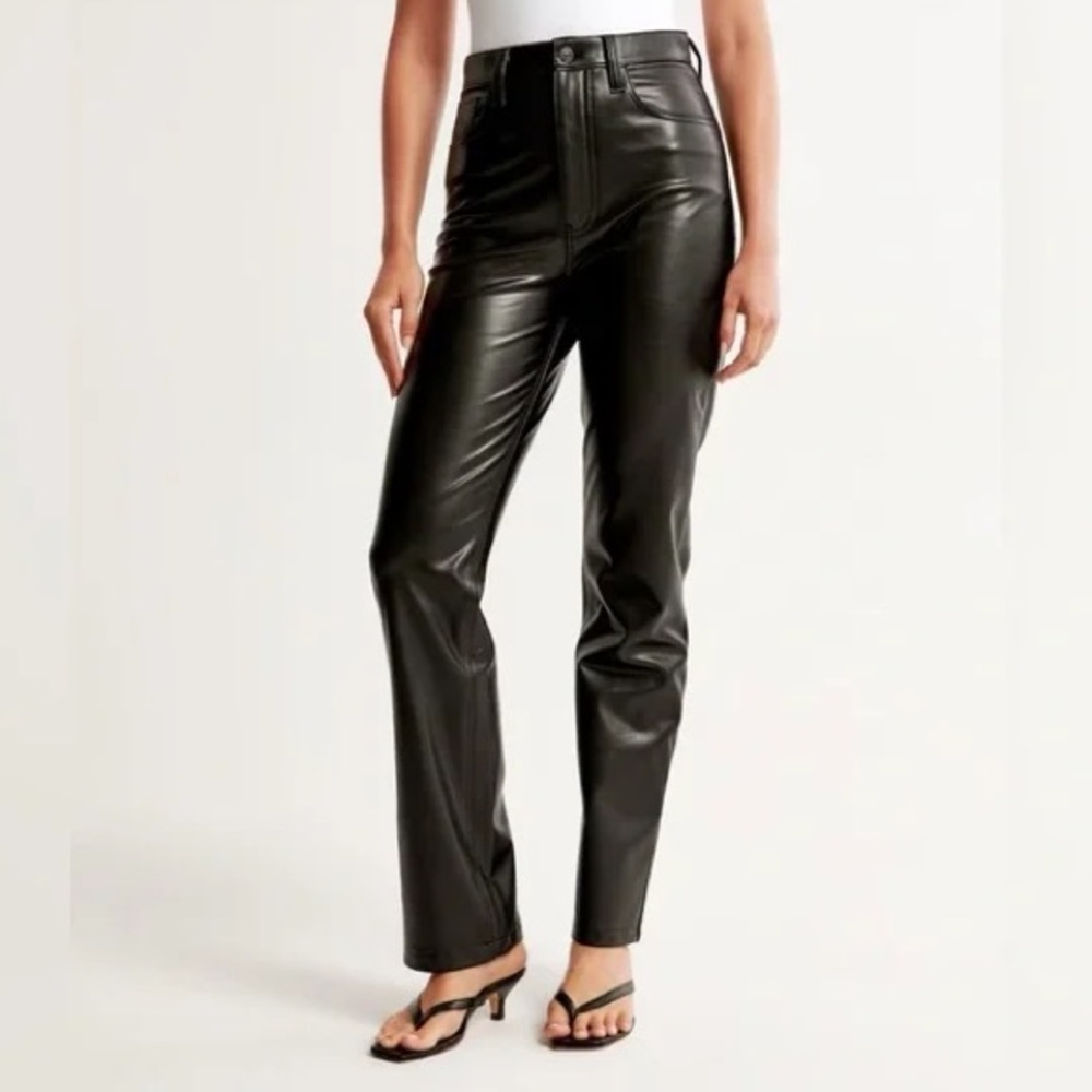 Abercrombie & Fitch The 90's Straight Ultra High Rise Pants : 28/6